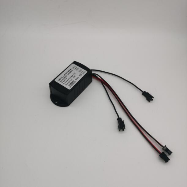 兩進兩出植物燈風(fēng)扇電源12V 1A